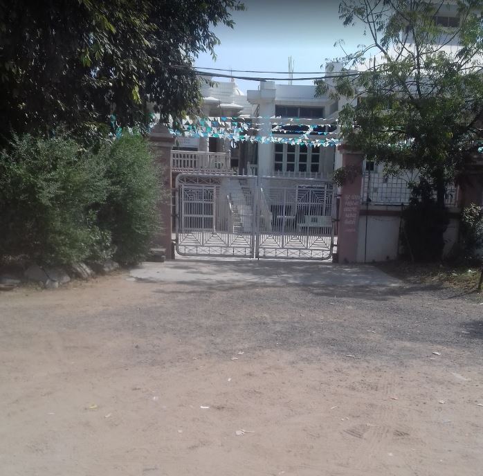 Shrimad Rajchandra Mandir and Mahaveer Swami Jain Derasar, Makarpura, Naroda, Ahmedabad (Gujarat) image 1