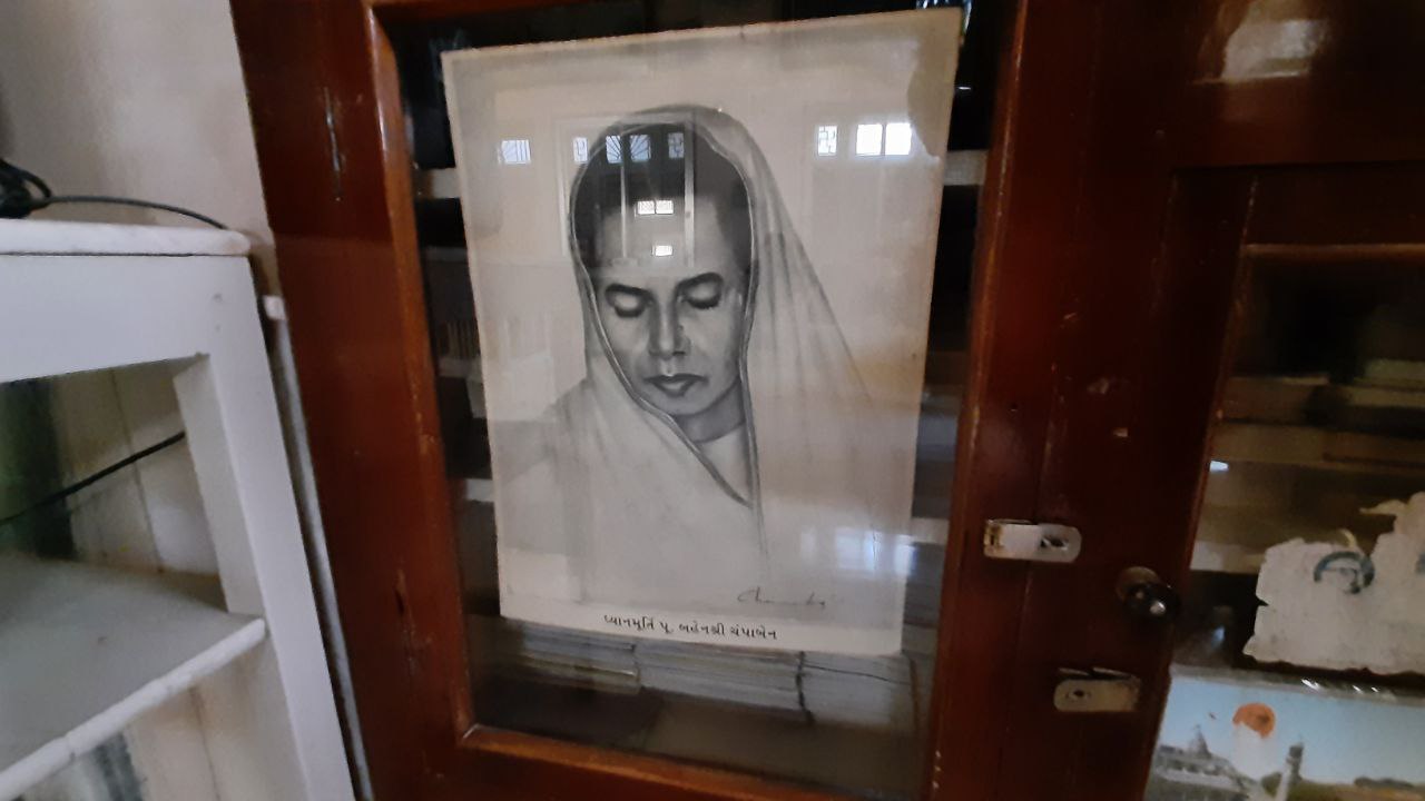 Shri Shantinath Bhagwan Digamber Jain Mandir, Gandhi Chowk, Savar Kundla, District - Amreli (Gujarat) image 15