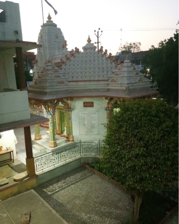 Shri Jain Derasar, Shree Nagar, Savar Kundla, District - Amreli (Gujarat) image 1