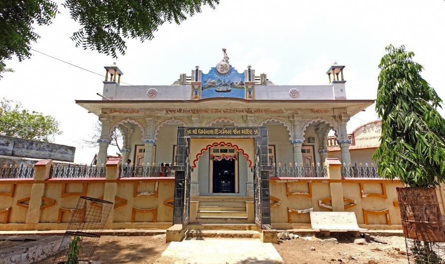 Shri Dharmnath Digamber Jain Mandir, Kanatalav, District - Amreli (Gujarat) image 2