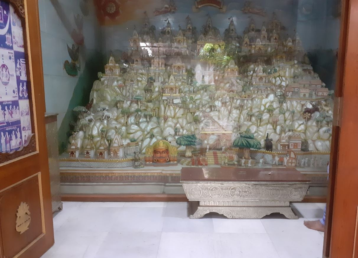 Shri Chintamani Parshvnath Jain Tirth, Shahpore, Syaedpura, Surat (Gujarat) image 8