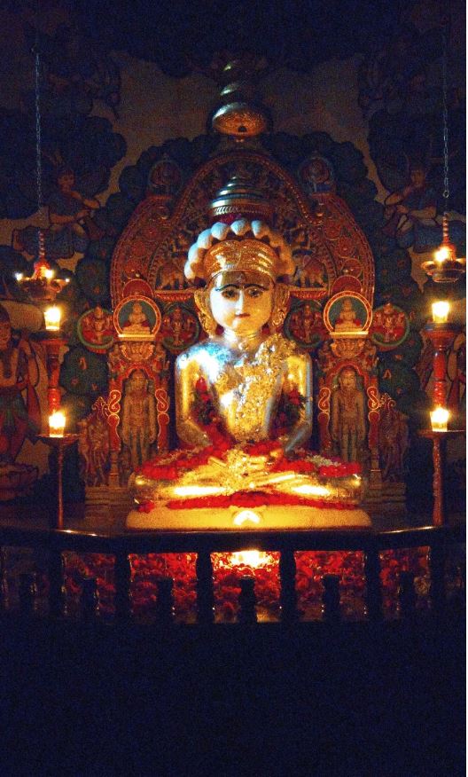 Shri Surajmandan Parshvnath Jain Derasar, Gopipura Road, Gopipura, Surat (Gujarat) image 3