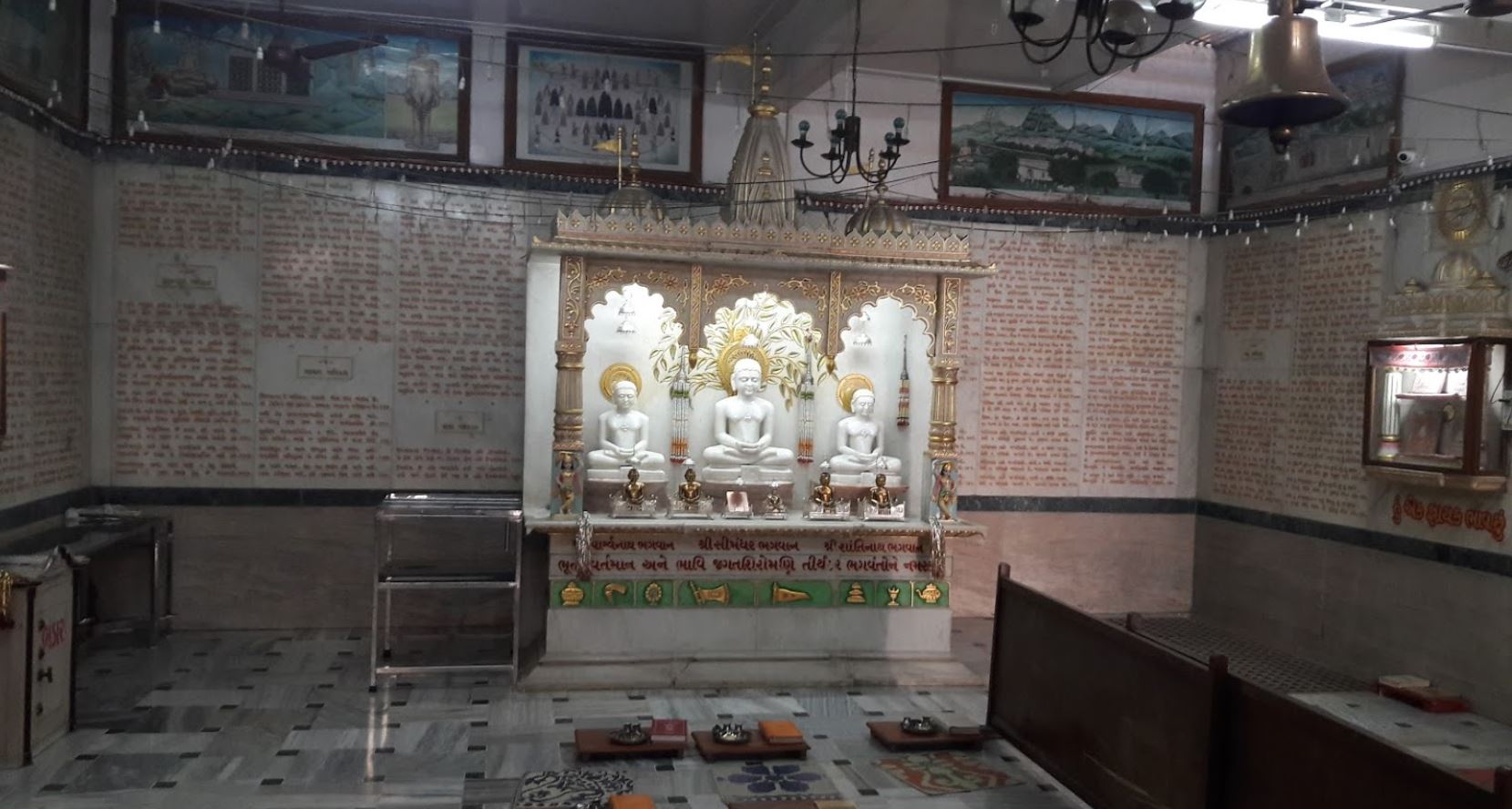 Shri Simandhar Swami Digamber Jain Mandir, Sonifaliya, Gopipura, Surat (Gujarat) image 3