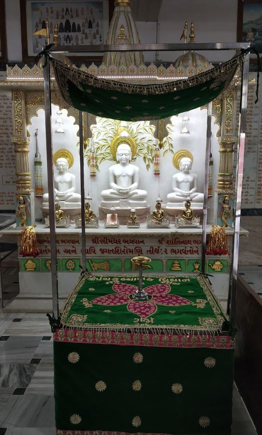 Shri Simandhar Swami Digamber Jain Mandir, Sonifaliya, Gopipura, Surat (Gujarat) image 4