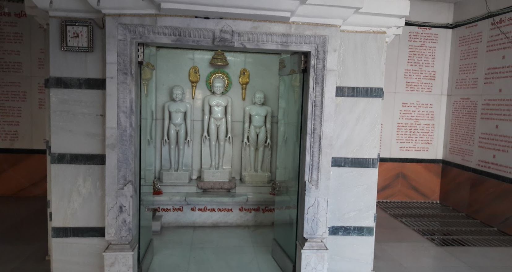 Shri Simandhar Swami Digamber Jain Mandir, Sonifaliya, Gopipura, Surat (Gujarat) image 6