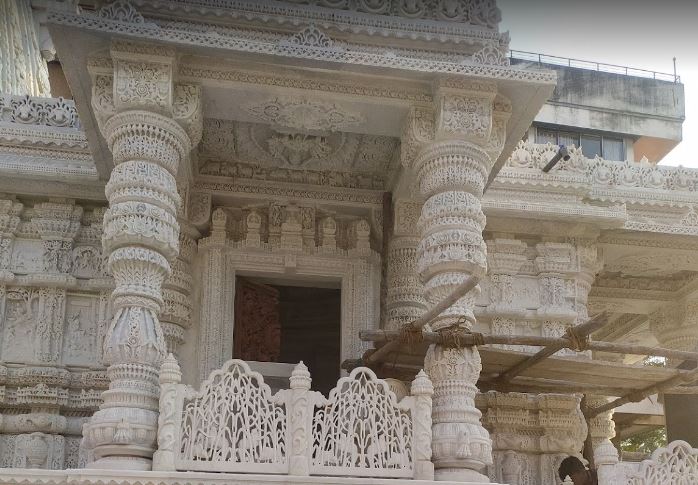 Shri Shwetamber Jain Mandir, Kadam Palli Road, Timaliawad, Nanpura, Surat (Gujarat) image 1