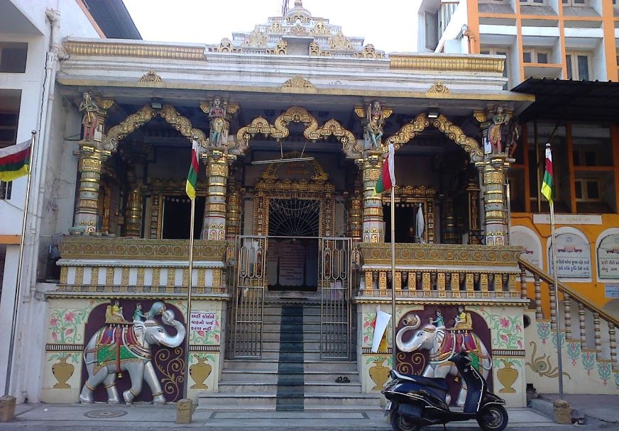 Shri Adinath Bhagwan Jain Derasar, Haripura Pirchari Road, Galemandi, Begampura, Surat (Gujarat) image 1