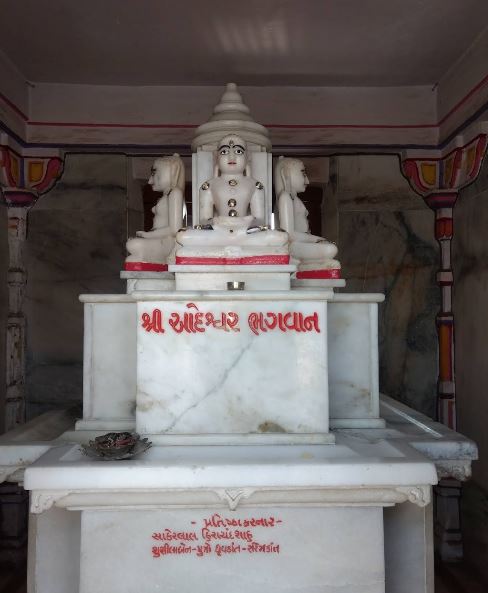 Shri Manmohan Parshvnath Jain Shwetamber Mandir, Botawala Marg, Rander, Surat (Gujarat) image 4
