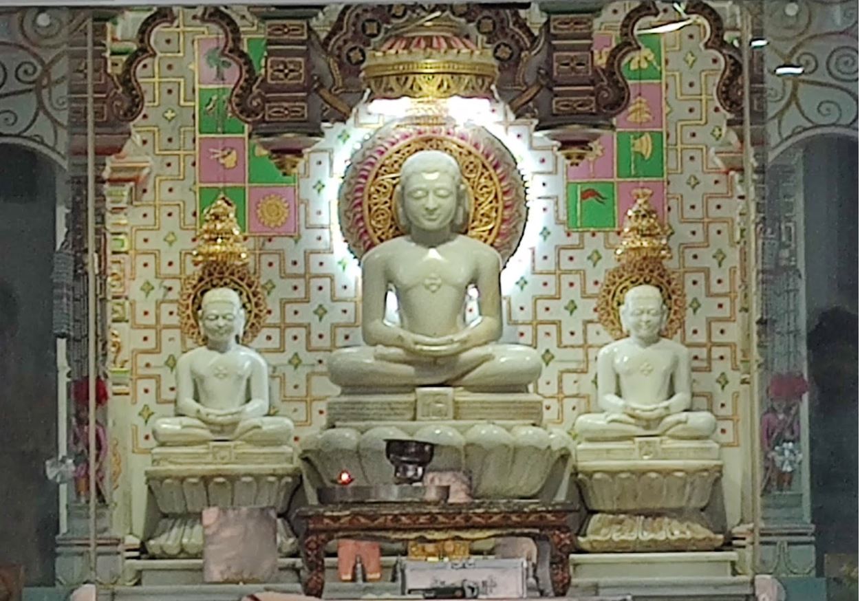 Shri 1008 Shantinath Digamber Jain Mandir, Guru Ram Pavan Bhumi, Adajan Gam, Adajan, Surat (Gujarat) image 2