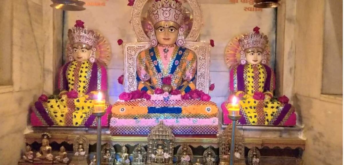 Shri Shantinath Bhagwan Jain Derasar, Main Bazaar, Kathor, District - Surat (Gujarat) image 2