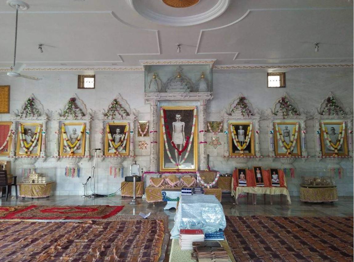 Shrimad Rajchandra Mandir, Asta, Kamrej, District - Surat (Gujarat) image 2