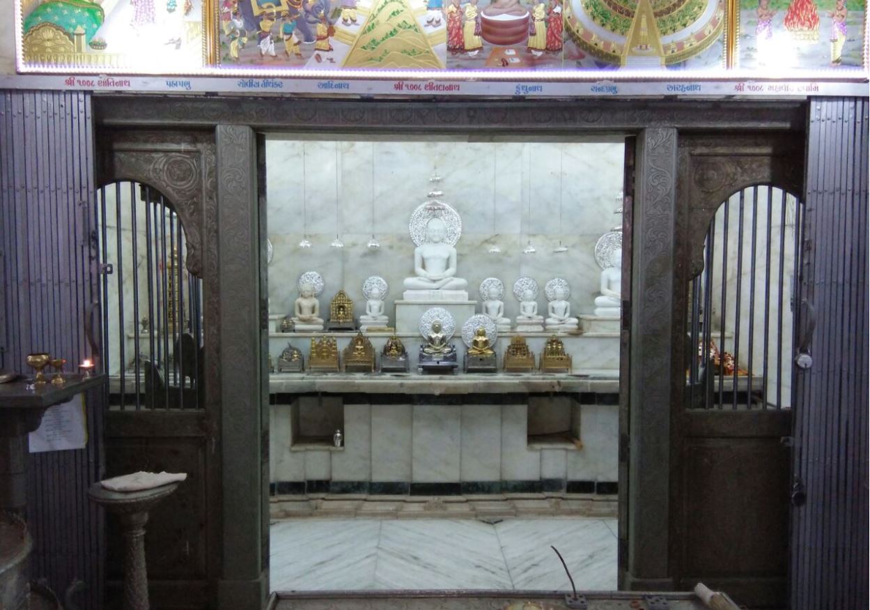 Shri Mahaveer Bhagwan Digamber Jain Mandir, Karamsad, District -Anand (Gujarat) image 2