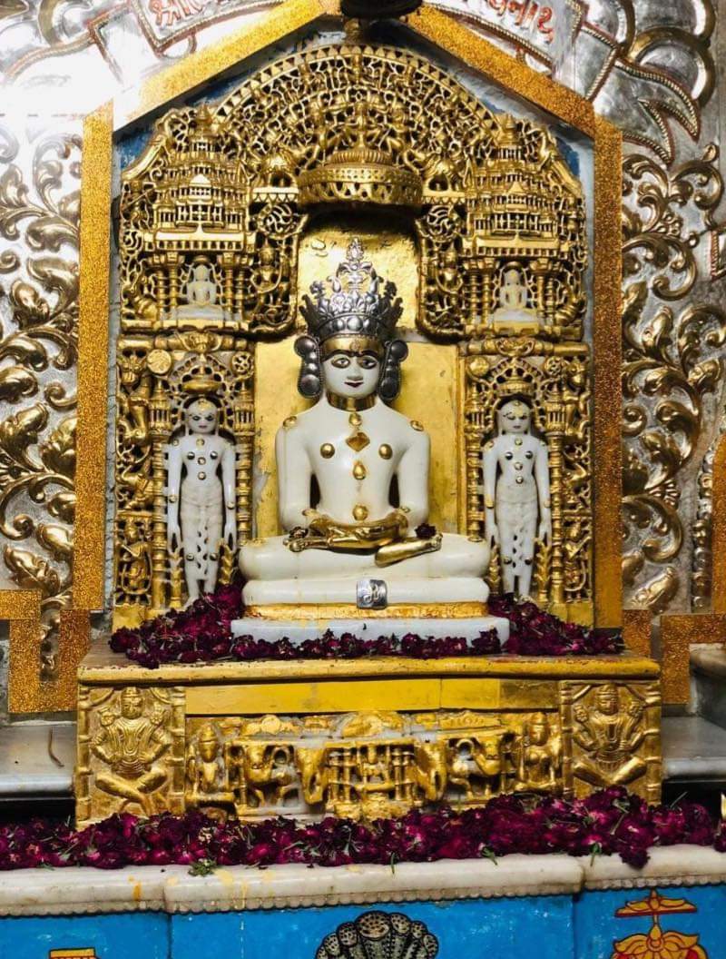 Shri Kansari Parshvnath Jain Derasar, Desai ni Pol, Lambi Oty, Khambhat, District - Anand (Gujarat) thumbnail 3