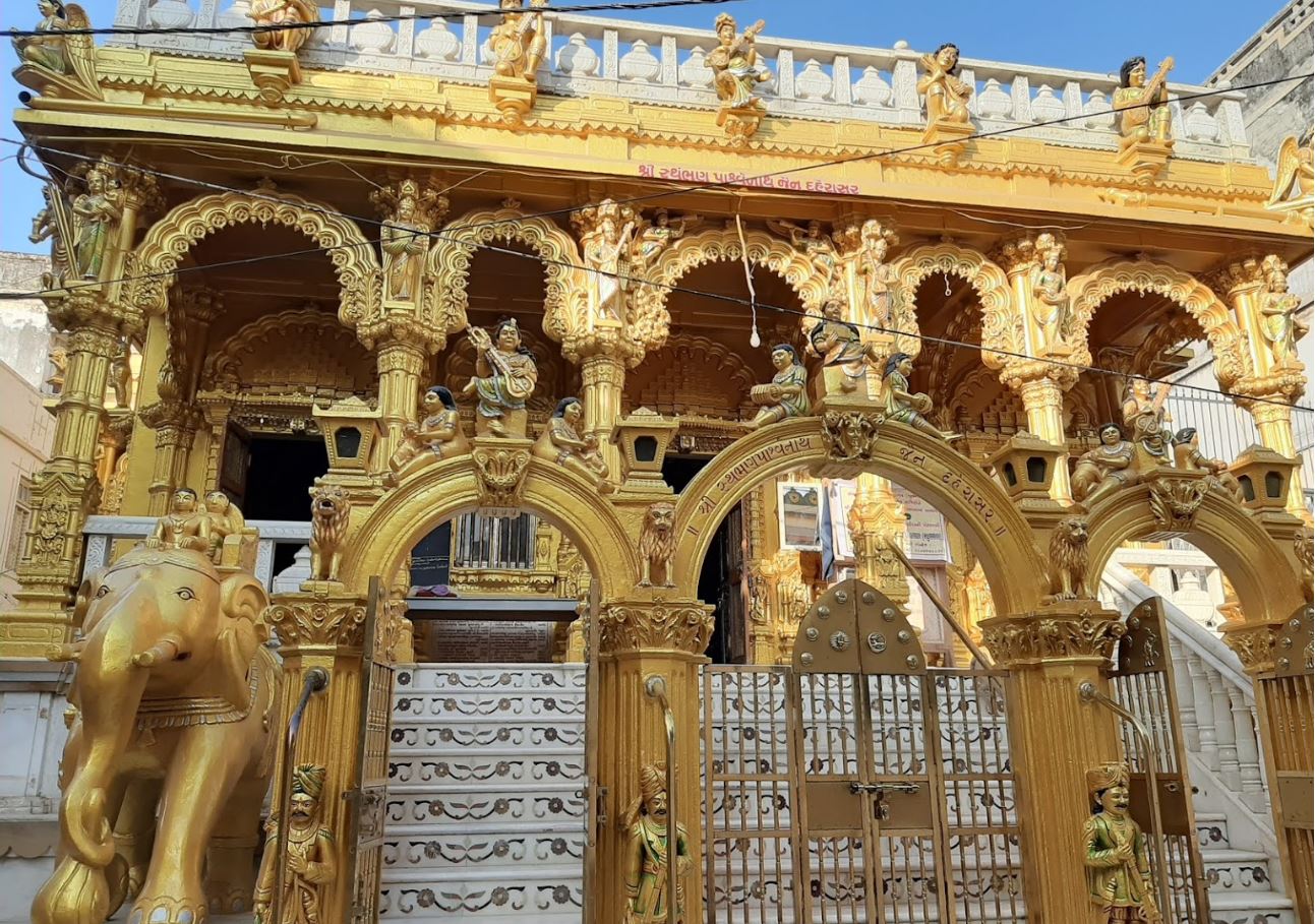 Shri Sthambhan Parshvnath Jain Derasar, Kharwado, Lambi Oty, Khambhat, District - Anand (Gujarat) image 1