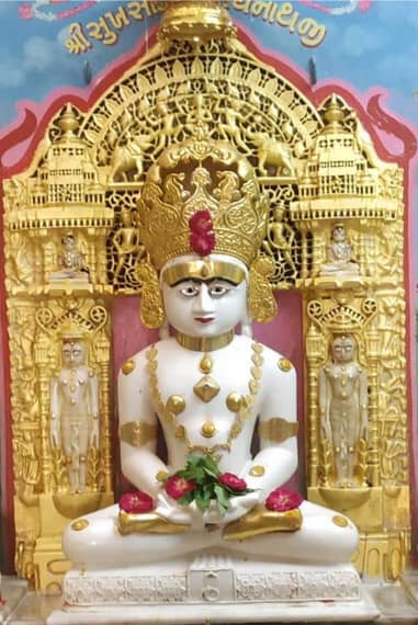 Shri Sukhsagar Parshvnath Jain Derasar, Teen Limdi, Khambhat, District - Anand (Gujarat) image 1