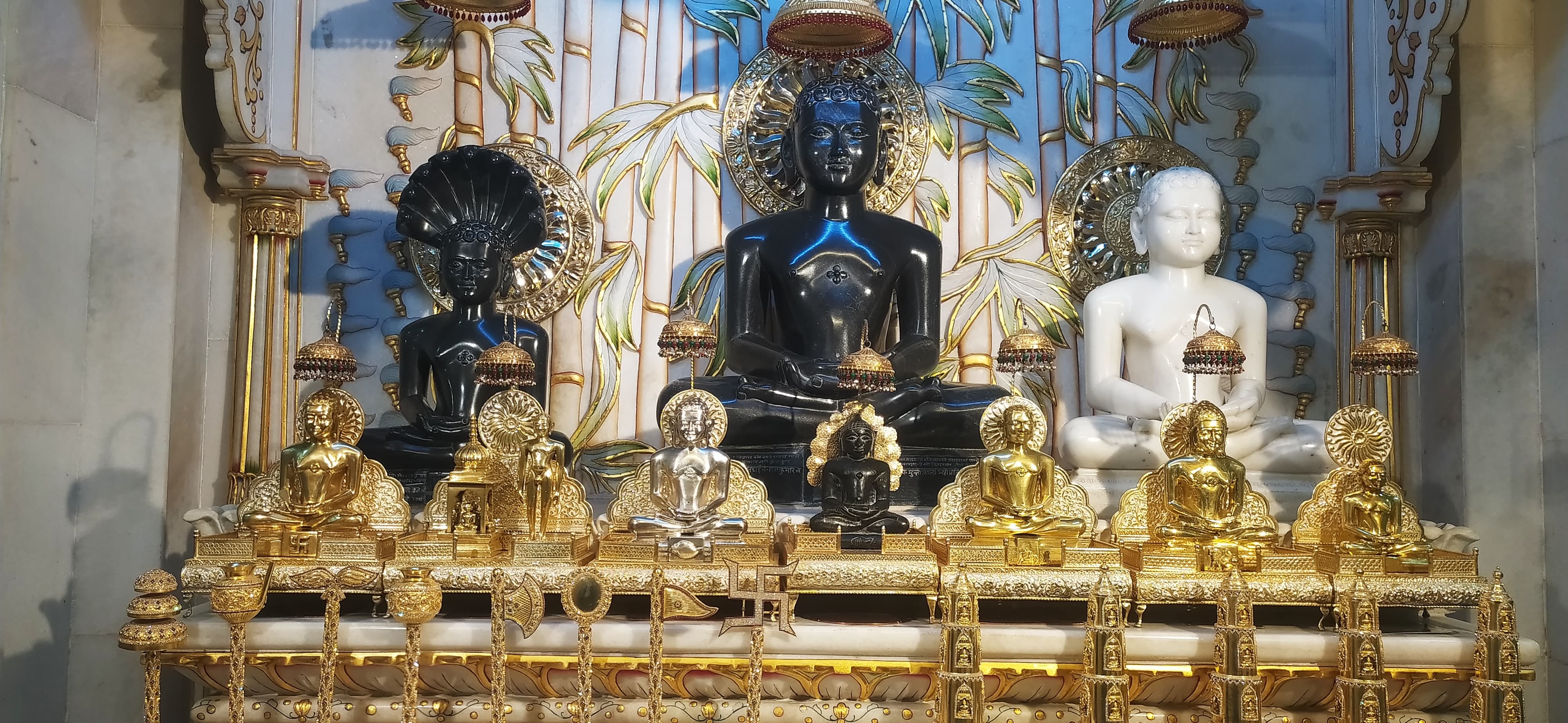 Shri Digamber Jain Bada Mandir, Fancy Bazar, Guwahati, District-Kamrup Metropolitan (Assam) image 5