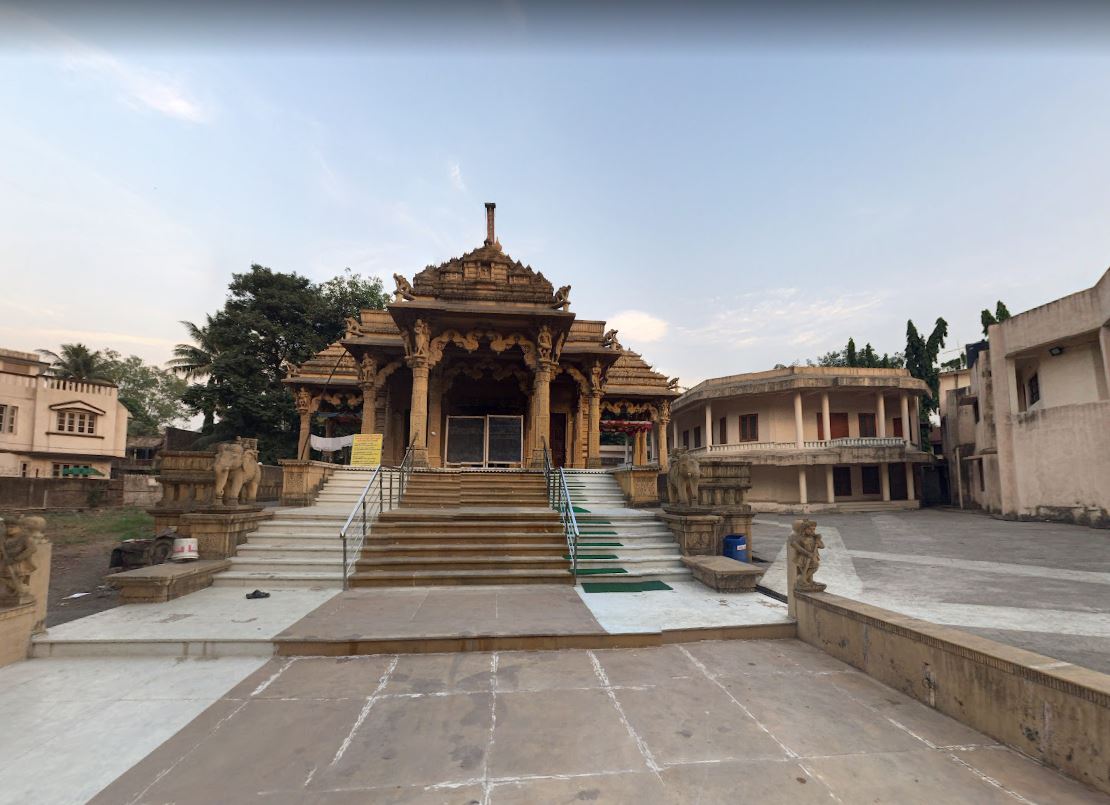 Shri Parshvnath Jain Shwetamber Mandir, Housing Sector, GIDC, Vapi, District - Valsad (Gujarat) image 1