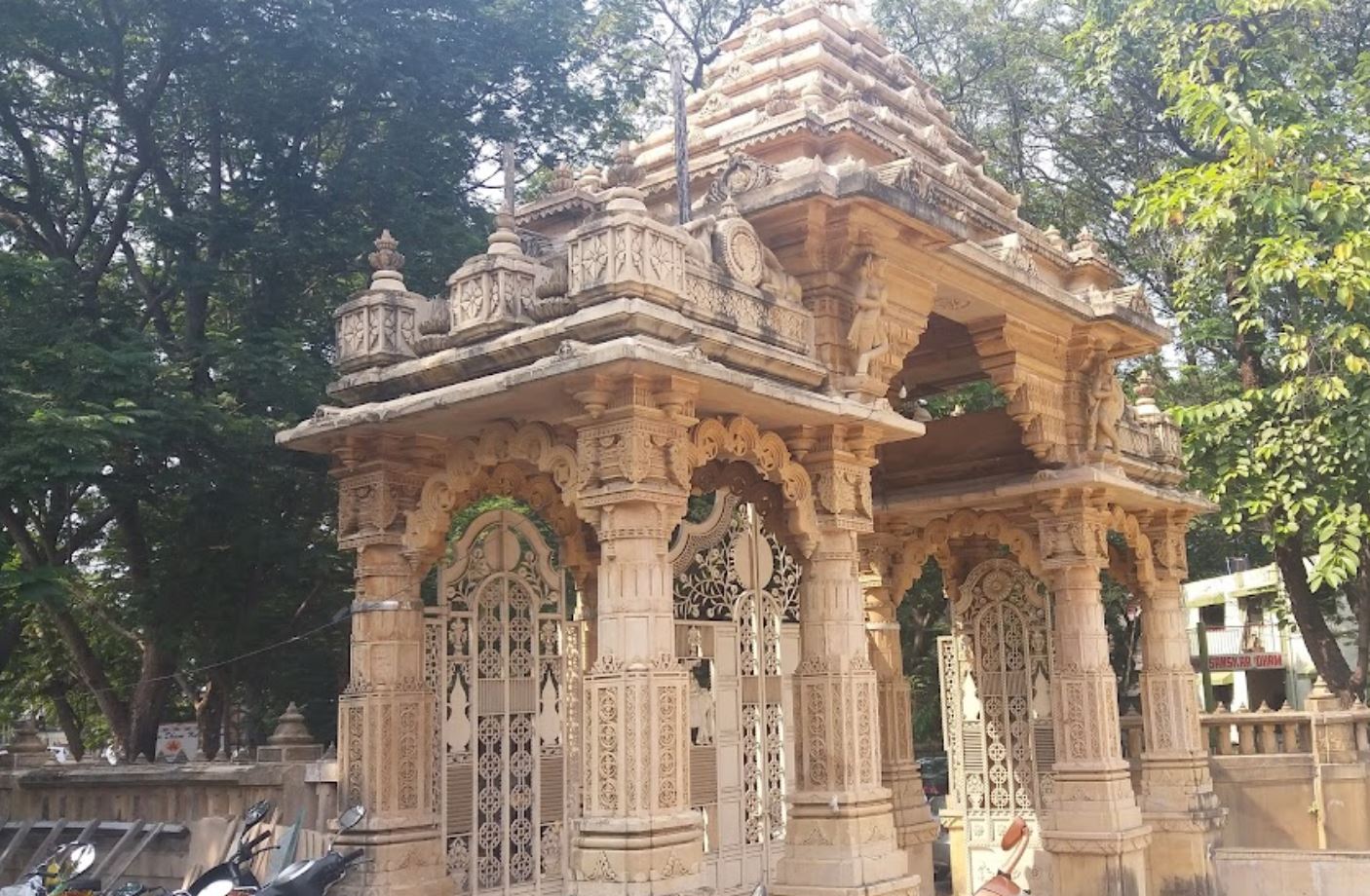 Shri Parshvnath Jain Shwetamber Mandir, Housing Sector, GIDC, Vapi, District - Valsad (Gujarat) image 5