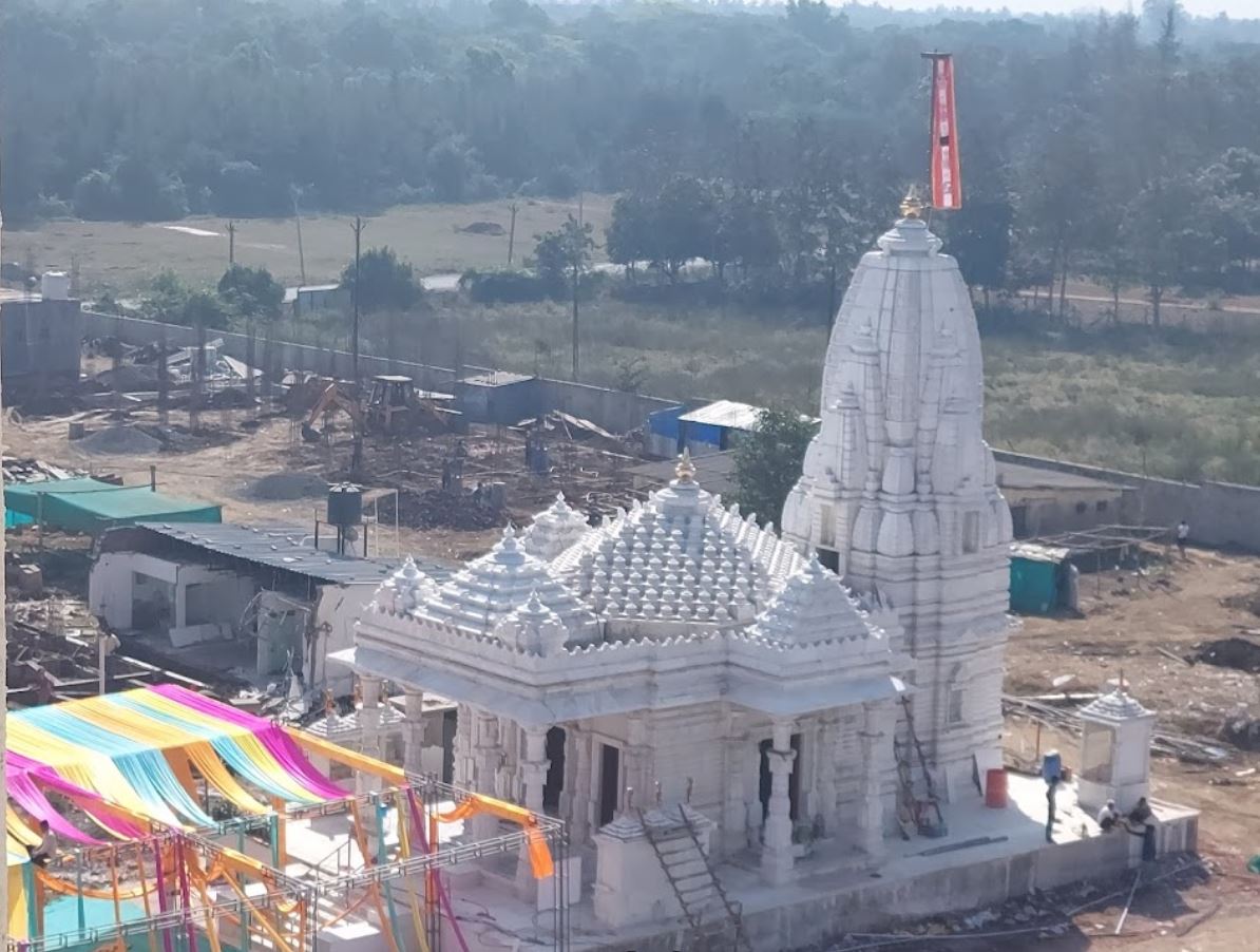 Shri Adinath Jain Shwetamber Mandir, Bagwada, District - Valsad (Gujarat) image 1