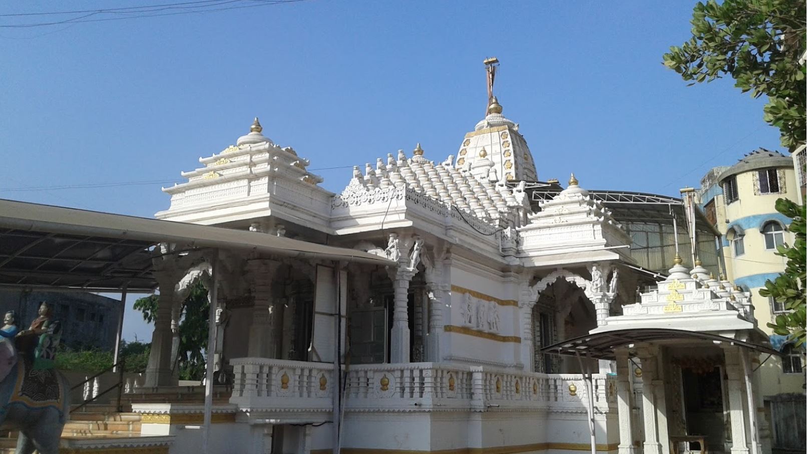 Shri Adeshwar Swami Shwetamber Jain Derasar, Umbergaon, District - Valsad (Gujarat) image 1