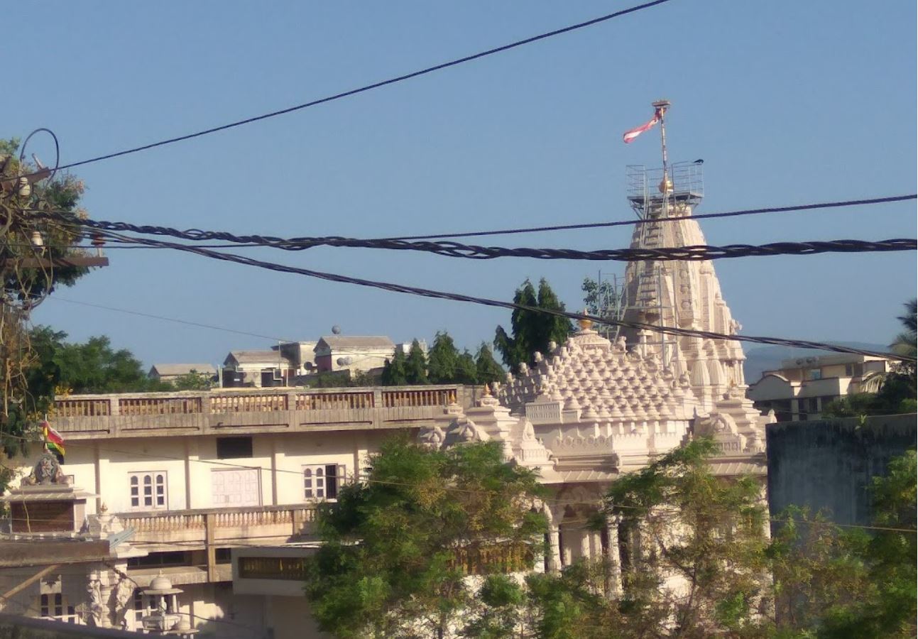 Shri Vasupujya Shwetamber Jain Mandir, GIDC Colony, Umbergaon, District - Valsad (Gujarat) image 1