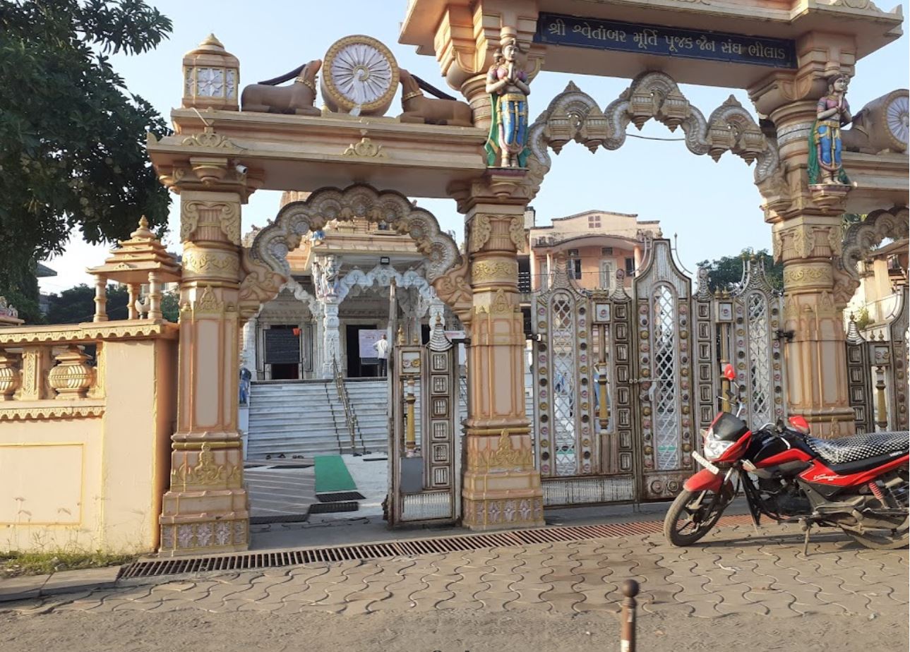 Shri Parshvnath Shwetamber Jain Mandir, Bhilad, District - Valsad (Gujarat) image 1