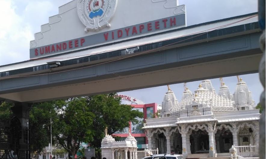 Sumandeep Jain Shwetamber Mandir, Kamlapura, District - Vadodara (Gujarat) image 1