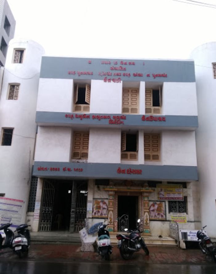 Shri Munisuvratnath Swami Jain Derasar, Jakhari, Vyara, District - Tapi (Gujarat) image 1