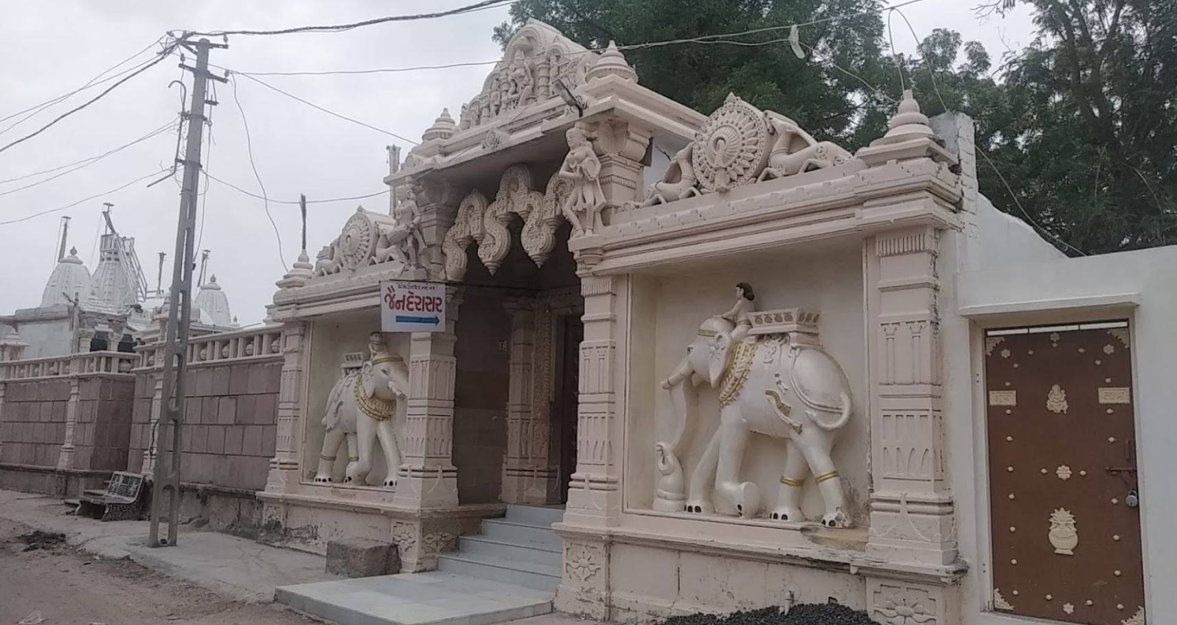 Shri Upariyala Jain Tirth, Porda, District - Surendranagar (Gujarat) image 2
