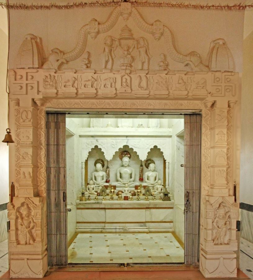 Shri 1008 Neminath Digamber Jain Mandir, Mahavirnagar, Himatnagar, District - Sabar Kantha (Gujarat) image 2