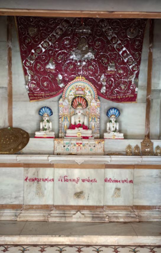 Om Chintamani Parshva Padmavati Jain Tirth, Vaktapur, District - Sabar Kantha (Gujarat) image 2