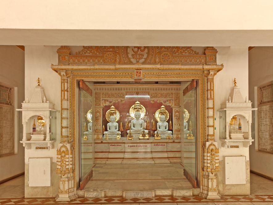 Shri Simandhar Prabhu Nu Digamber Jain Mandir, 5, Panchnath Plot, Rajkot (Gujarat) image 3