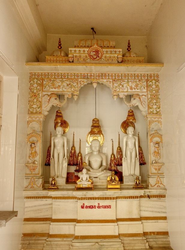 Shri Simandhar Prabhu Nu Digamber Jain Mandir, 5, Panchnath Plot, Rajkot (Gujarat) image 8