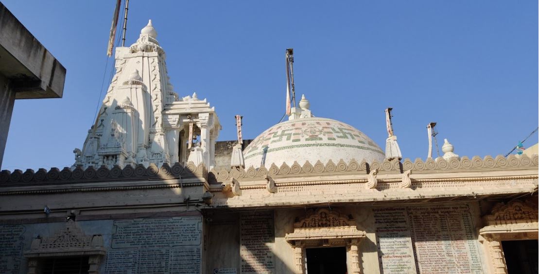 Shri Adinath Bhagwan Jain Derasar, Mota Chowk, Jetpur, District - Rajkot (Gujarat) image 1