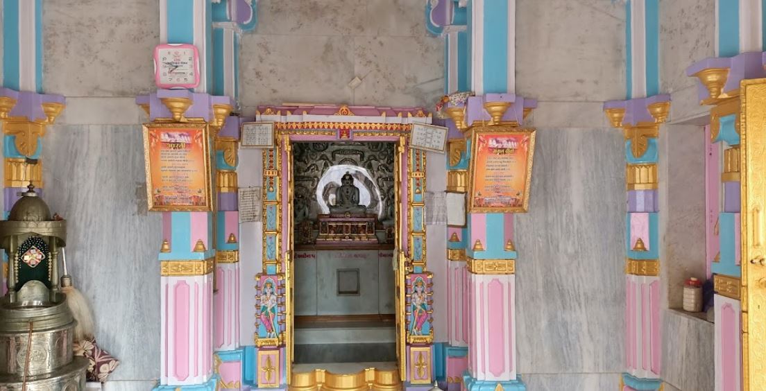 Shri Vimalnath Bhagwan Jain Derasar, Sata Street, Paddhari, District - Rajkot (Gujarat) image 3