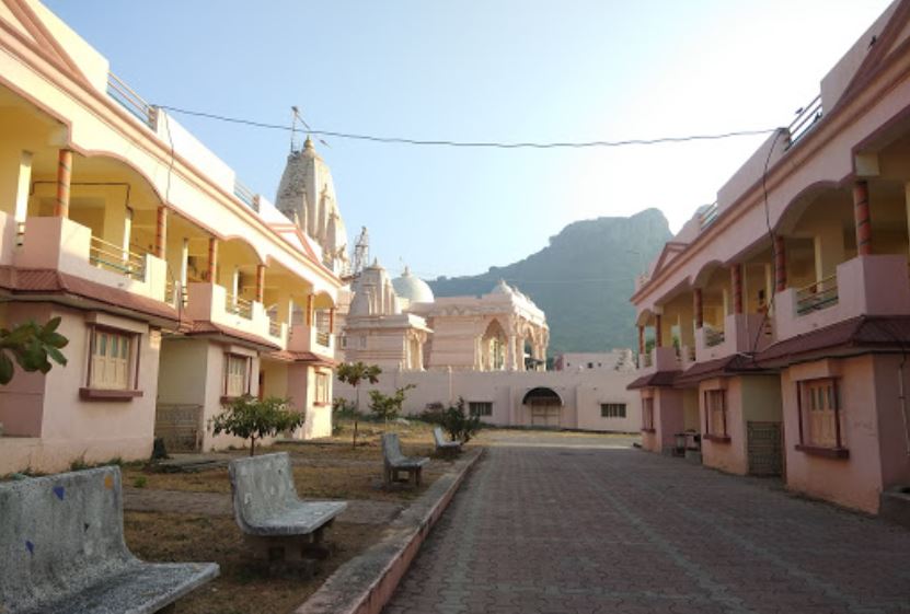 Dhankgiri Siddhachakra Shwetamber Jain Tirth, Patanvav, District - Rajkot (Gujarat) image 5