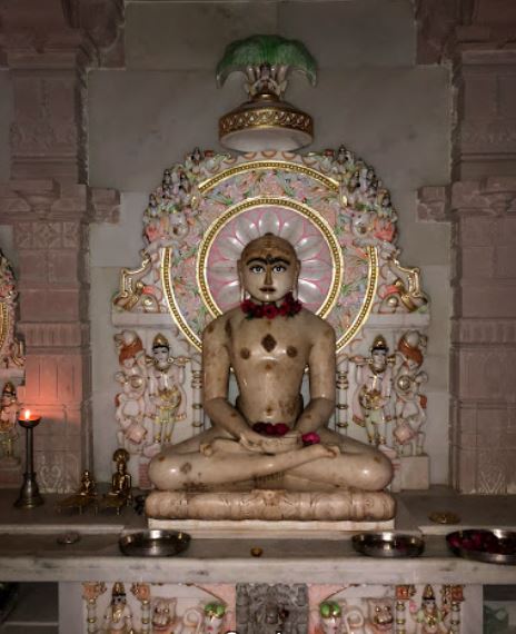 Shri Shantinath and Shri Mahaveer Swami Jain Derasar, Unchipole Soniwado, Moti-Bhatiyavad, Patan (Gujarat) image 3