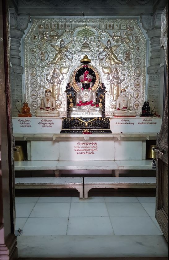 Shri 108 Shamla Parshvnath Jain Derasar, Jogivado, Gudadi, Srinagar Society, Patan (Gujarat) image 8