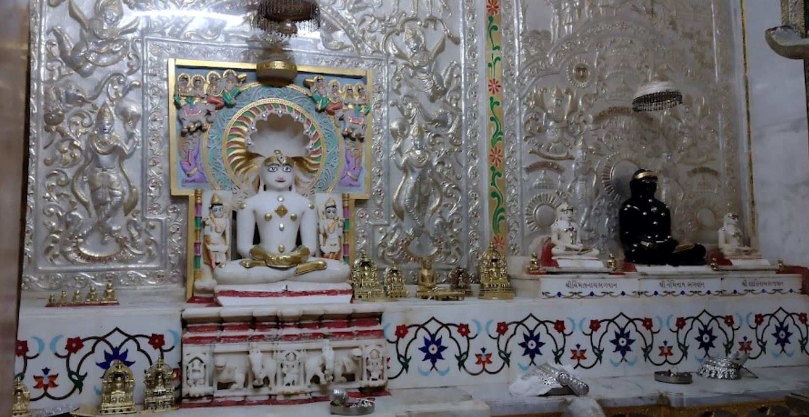 Shri 108 Mahadev Parshvnath Jain Derasar, Bhadra, Patan (Gujarat) image 5