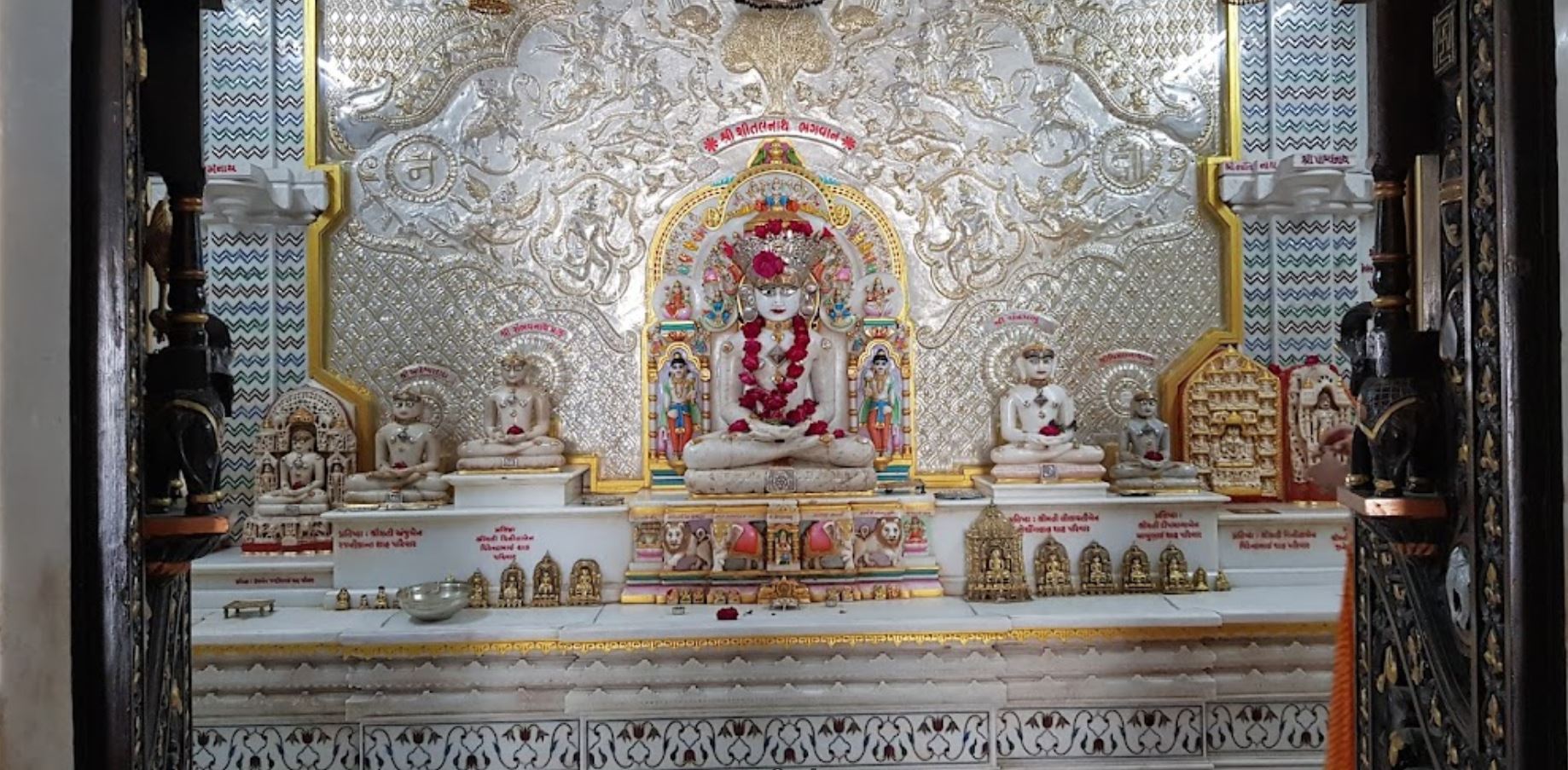 Shri Shitalnath Jain Derasar, Chidiya Darwaja, Patan (Gujarat) image 3