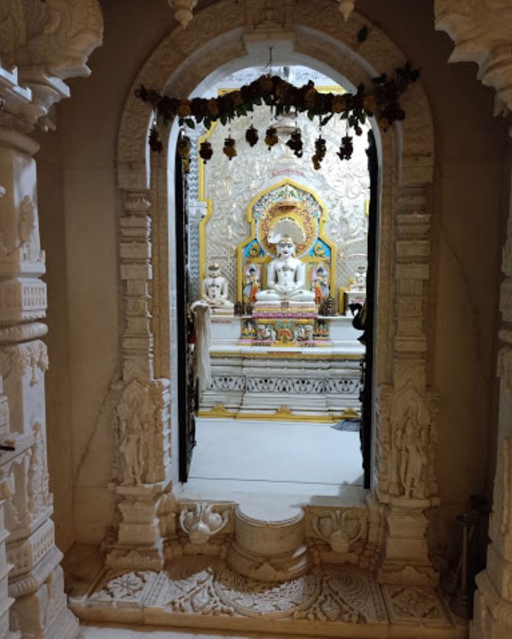 Shri Panchasara Parshvnath Patan Jain Tirth, Azad chowk, Acharya Hemchandrasuriji, Road, Egara, Patan (Gujarat) image 8