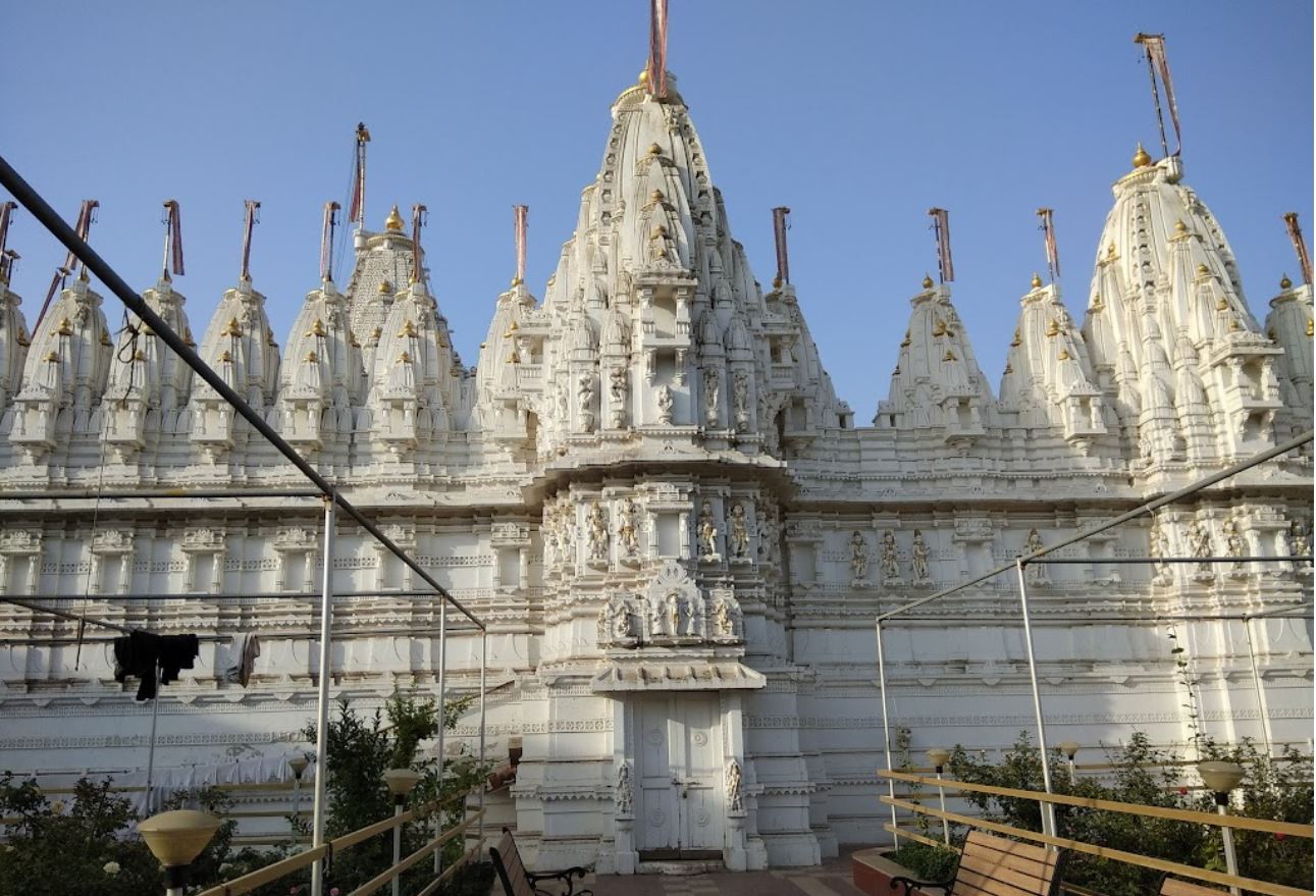 Shri Panchasara Parshvnath Patan Jain Tirth, Azad chowk, Acharya Hemchandrasuriji, Road, Egara, Patan (Gujarat) image 9
