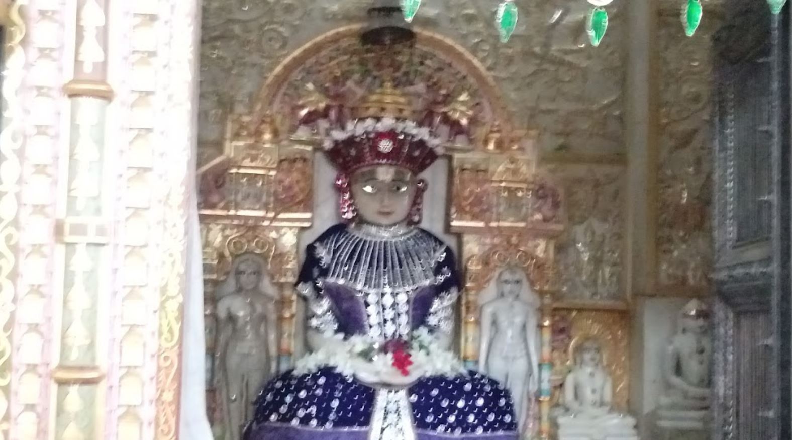 Shri Manmohan Parshvnath Shwetamber Jain Mandir, Vora Vas, Radhanpur, District - Patan (Gujarat) image 9