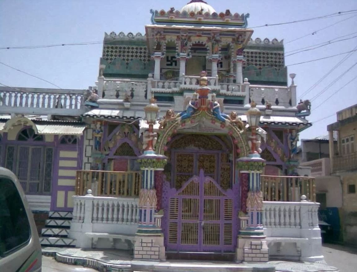 Shri Kalyan Parshvnath Shwetamber Jain Mandir, Desai Vas, Vrindavan Society, Radhanpur, District - Patan (Gujarat) image 2