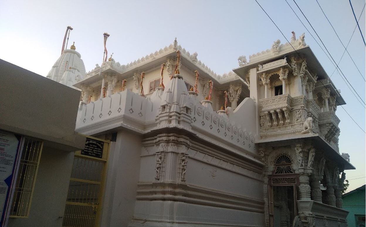 Shri Chintamani Parshvnath Shwetamber Jain Mandir, Banba vali seri, Radhanpur, District - Patan (Gujarat) image 1