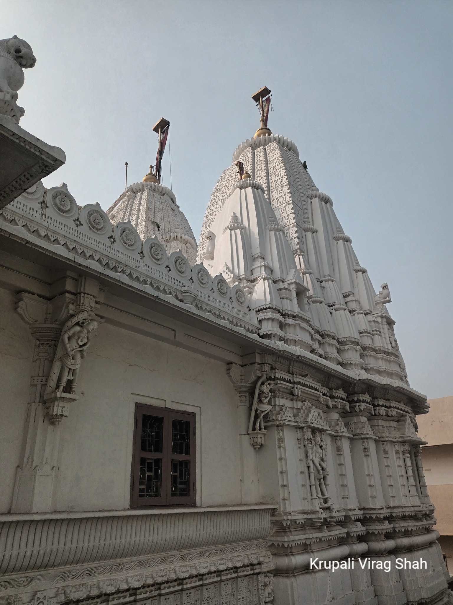 Shri Chintamani Parshvnath Shwetamber Jain Mandir, Banba vali seri, Radhanpur, District - Patan (Gujarat) thumbnail 3