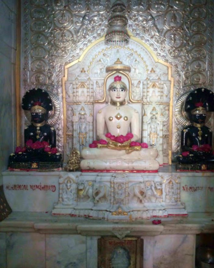 Shri Shantinath Shwetamber Jain Mandir, Lolada, District - Patan (Gujarat) image 3