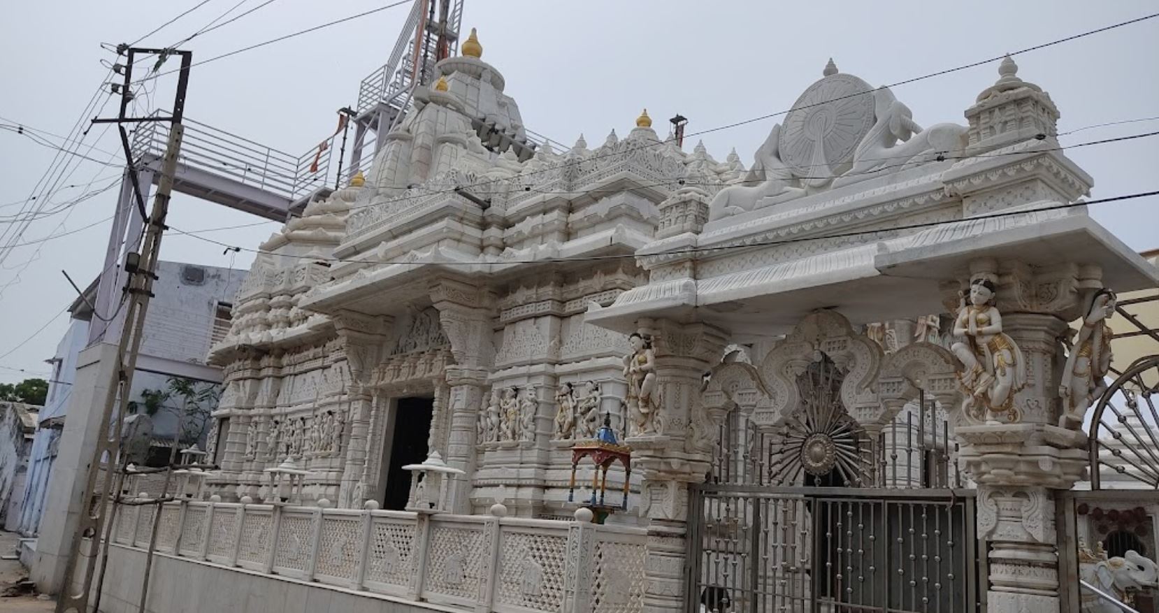 Shri Jotingada Parshvnath Shwetamber Jain Tirth and Shri Shantinath Jinalaya, Mujpur, District - Patan (Gujarat) image 1