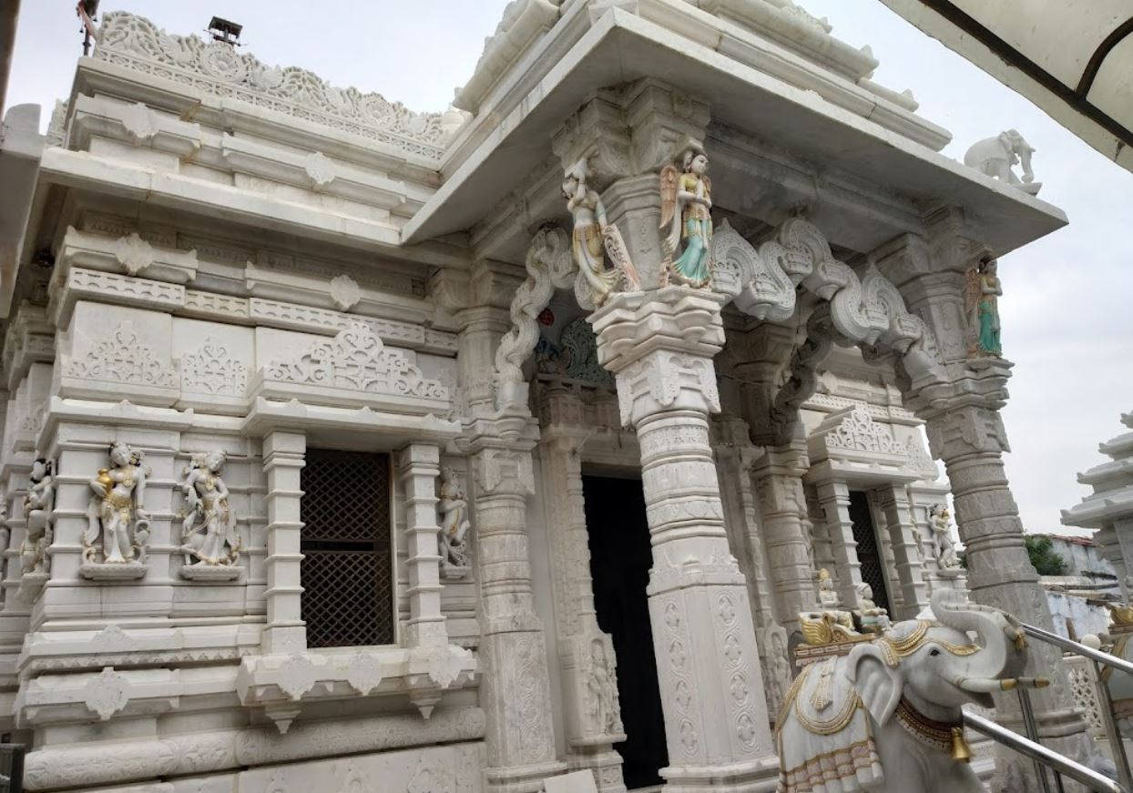 Shri Jotingada Parshvnath Shwetamber Jain Tirth and Shri Shantinath Jinalaya, Mujpur, District - Patan (Gujarat) image 5
