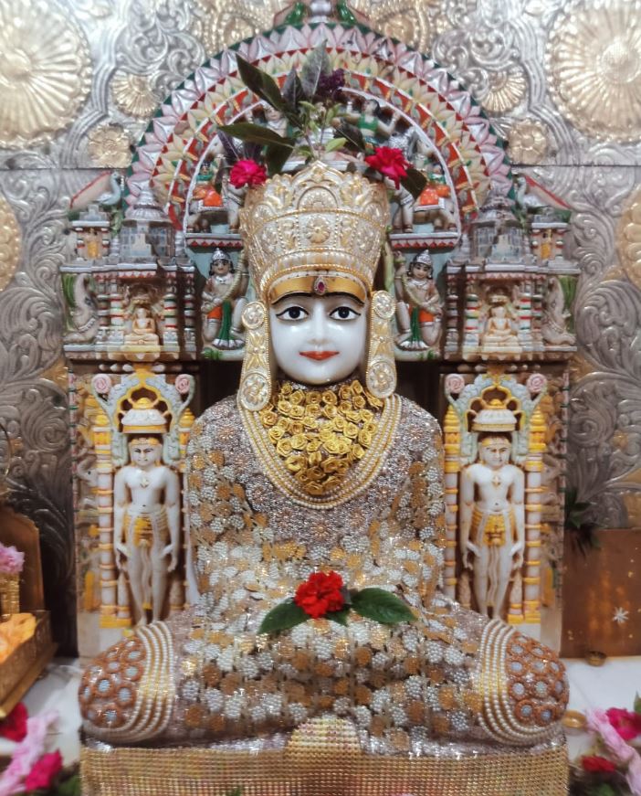 Shri Chandraprabhu Swami Jain Derasar, Chikhli, District - Navsari (Gujarat) image 1
